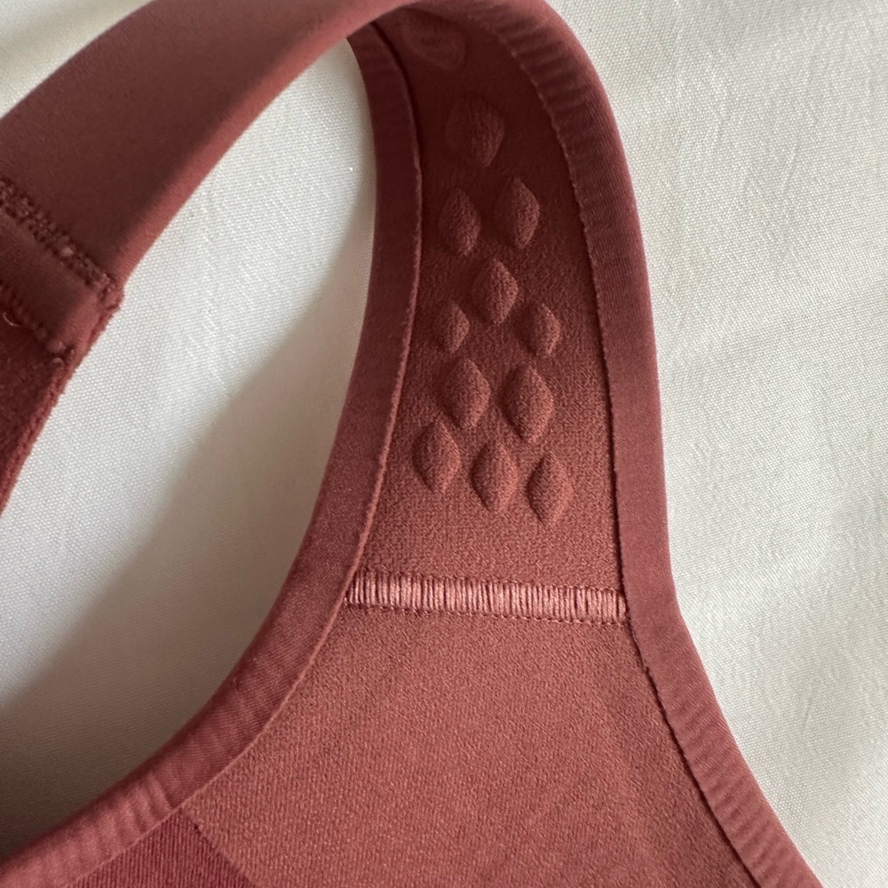 Lululemon Athletica Rose Sports Bra View 6